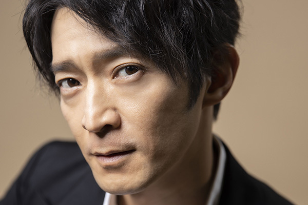 朝ドラ『エール』語り・津田健次郎「ツッコミは自ら提案して…」