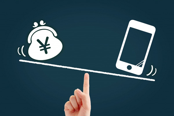 スマホ代「解約忘れのオプション」カットが年1万円の削減に