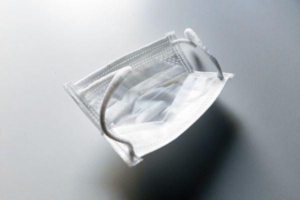 “食べるときだけマスク外す”分科会提言の会食様式に疑問相次ぐ