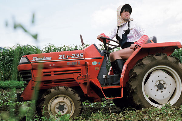 くっきー！語る異色の乙女写真集「ムダ毛なくて褒められた」