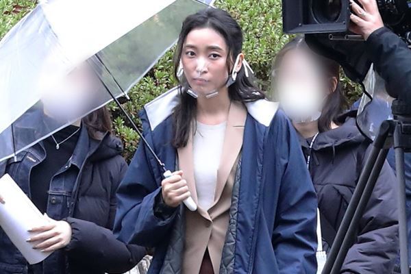 杏 東出と母に頼らず自分で稼ぐ！ワンオペ覚悟の再始動現場