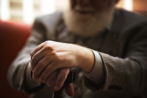 「できないのは恥」ゴミ出し困難を隠したがる高齢者の実態