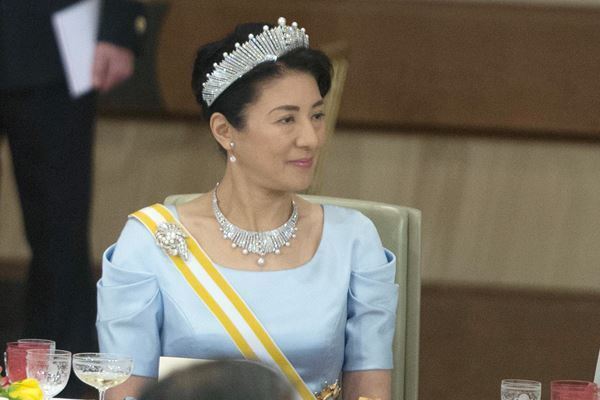 雅子さま祝57歳！　輝き変わらぬ麗しのドレスコレクション