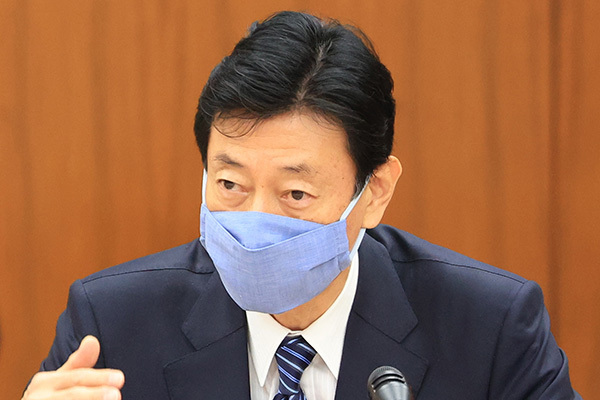 忘年会に3密、そして迷言…コロナ禍で政府の矛盾続く