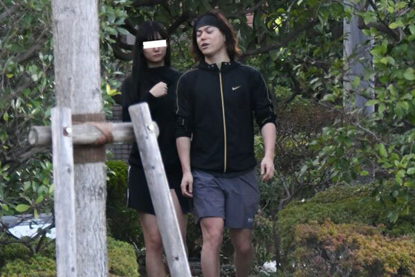 塩谷瞬　美女と熱烈キス後に置き去り逃走【2020ベストスクープ】