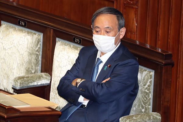 菅首相「入国停止 先手先手で対応」に“後手後手”だと失笑の声