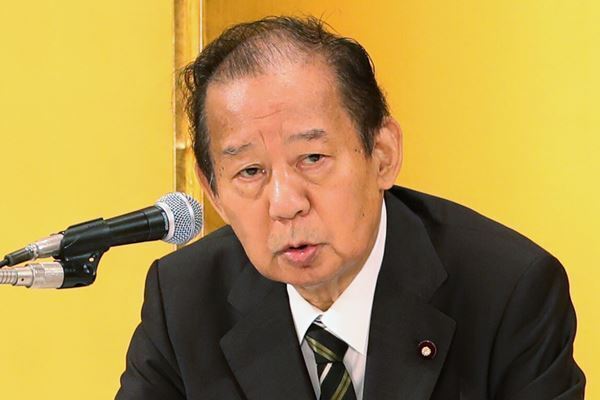 二階幹事長“政府にケチつけるな”発言に「引退して」と批判殺到