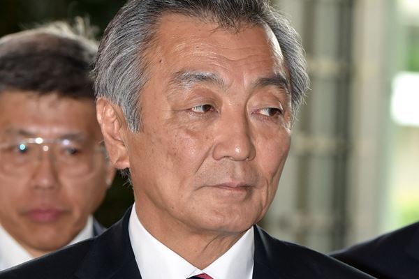 “深夜外出”報道の与党議員に怒り爆発「議員にこそ罰則を」