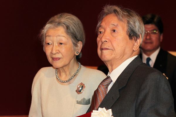 「携帯お貸ししようと…」故・安野光雅さんと美智子さまの絆