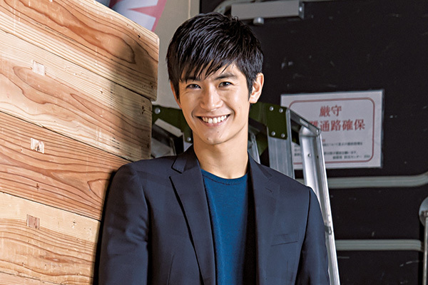 三浦春馬さん実父急逝…伯父が明かした「参列者1人の密葬」