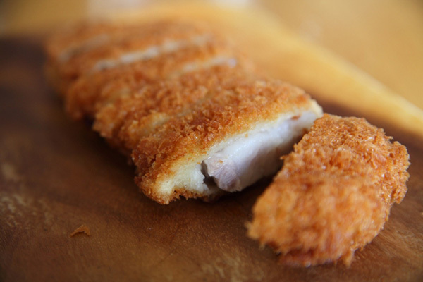 「アジフライよりトンカツの方が太らない」専門家語るその理由