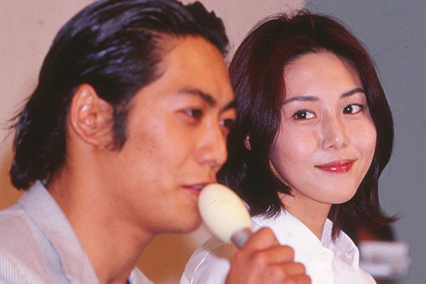 『愛の不時着』カップル誕生で知りたい“ドラマ結婚”成功率は？