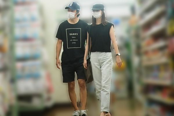 渡部建 豊洲市場で再出発！見放さなかった妻・佐々木希の支え