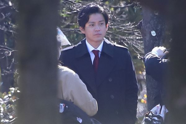 小栗旬『日本沈没』で杏と共演 渡辺謙から「娘頼む」とLINE