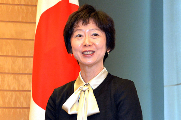 “飲み会断らない”発言も　処分なしの山田真貴子氏に批判殺到