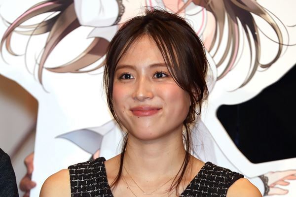 元TBS笹川アナがVERY専属モデルに！夫の太田雄貴も後押し