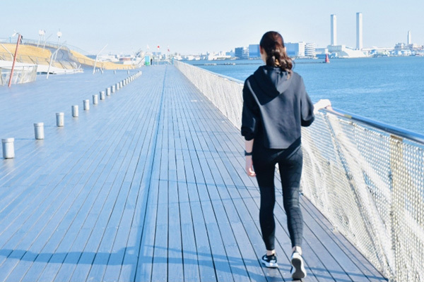 歩行困難防ぐために…足の「3つのアーチ」とケア習慣を知る