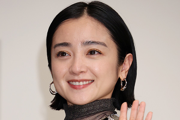 安達祐実、綾瀬はるか、吉永小百合…若見え女優8人のヒミツ