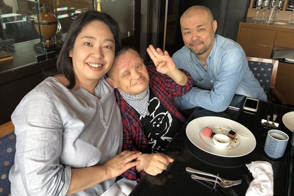 「ダウン症の兄に守られていた」元ヤングケアラー語る過去