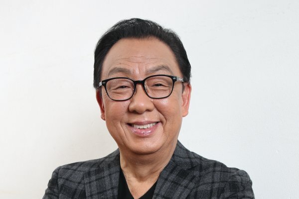 梅沢富美男「『夢芝居』が売れても、歌番組には出なかったね」