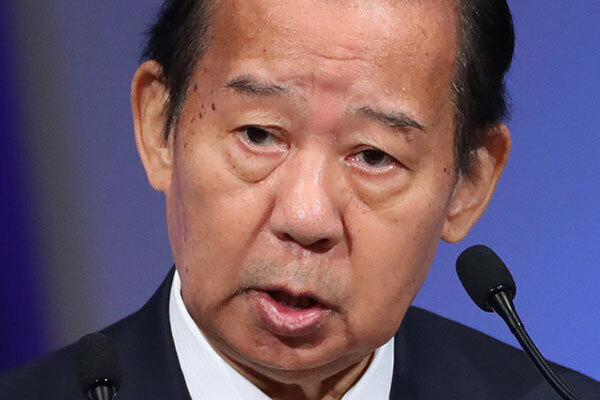 二階俊博氏 子ども庁会議で本部長に「定年制どうなった？」の声