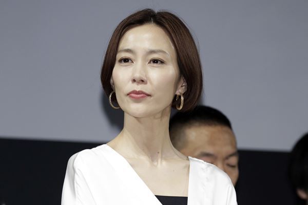 木村佳乃『青天を衝け』奮闘を支える亡き祖母の“形見の石”