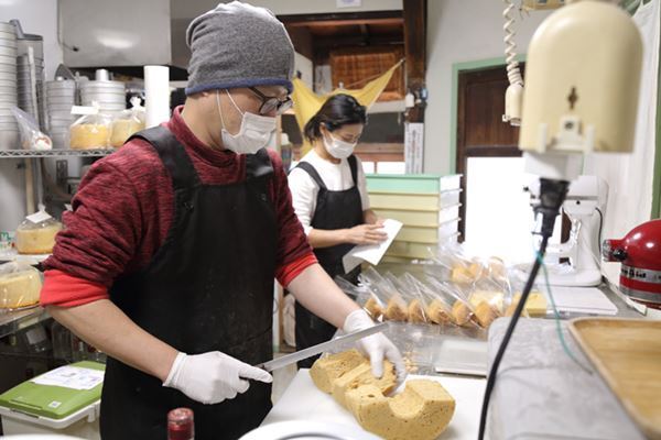 元会社員、現“幻の”シフォンケーキ店　うつを乗り越え見えた道