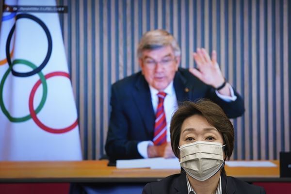 「日本を食い物にする」無責任IOCに批判殺到…世界からも続々