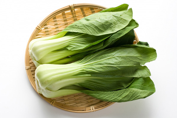 チンゲン菜vs.ほうれん草「疲労回復」にはどっちの食品？