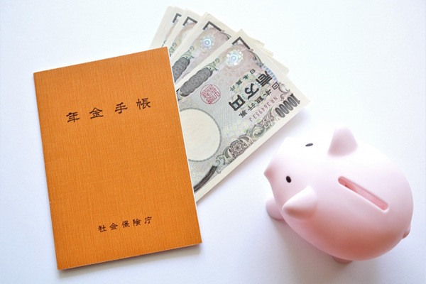 資産から逆算！老後1カ月に使えるお金はいくらになる？