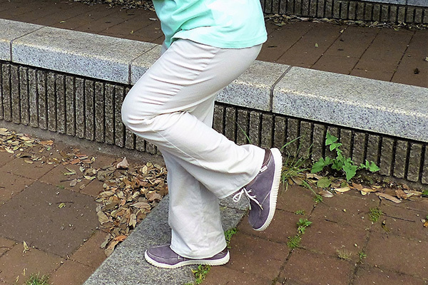 医師警告「バランス力の低下がフレイル、骨粗しょう症を招く」