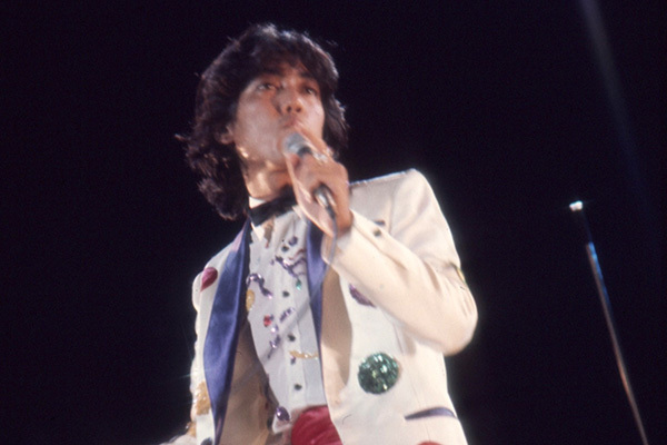 沢田研二ソロ50周年ド派手で中性的ステージ衣装7