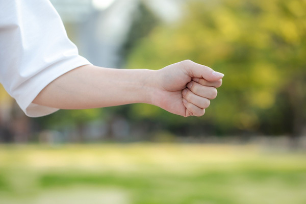 握れない、つかめないとなる前にやるべき「握力トレ」