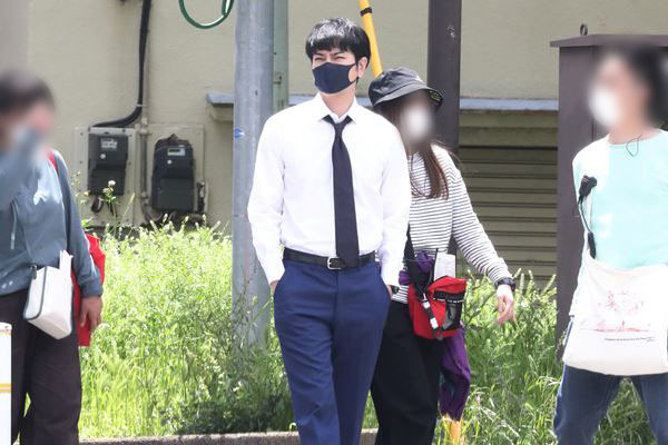 松本潤『99.9』でのイケメンすぎる座長姿【上半期ベストスクープ】