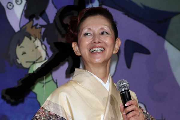 夏木マリの型破りな終活計画…葬儀で清水寺、墓石は手のひら型