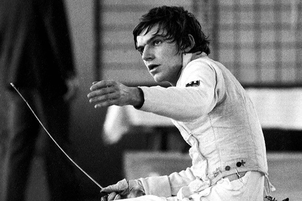 バッハ会長「父さんはどれくらい生きれるの？」悲痛すぎる少年時代