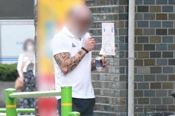 路上喫煙、マスクなしで公園飲み…五輪関係者たちの呆れたバブル破り現場