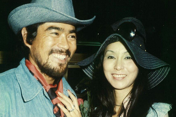 千葉真一さん逝去…野際陽子さんとの新婚ショット秘話