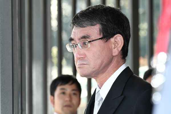 河野大臣　ホワイト化宣言と矛盾の“パワハラ報道”に相次ぐ落胆の声