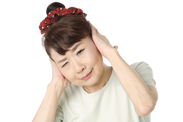 骨への振動で歪みを正す「ハンマー骨トントン」のすすめ