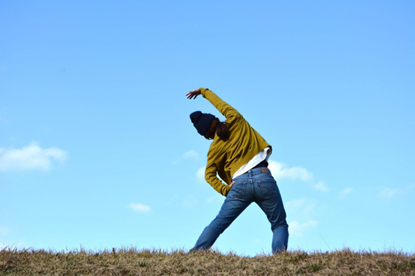 排便時の腹痛や便秘の原因“ねじれ腸”は、ラジオ体操で改善！