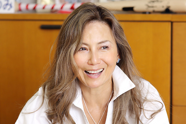 中村あゆみ「人と話すのも避けてた」コンプレックスだったハスキーボイス