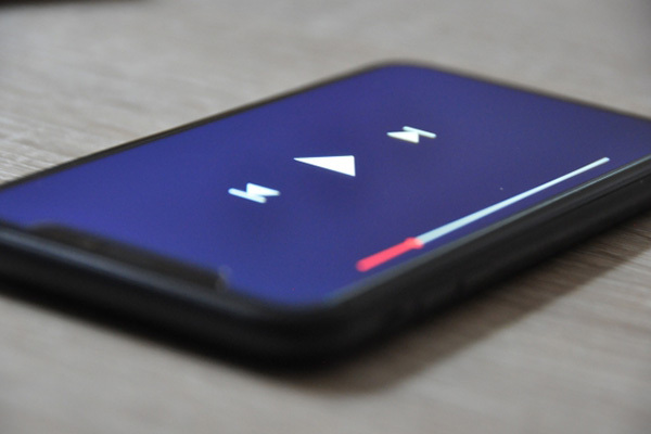 コムドット　深夜に友人とノーマスクで大声を…炎上5カ月前の“地元ノリ”動画が再燃