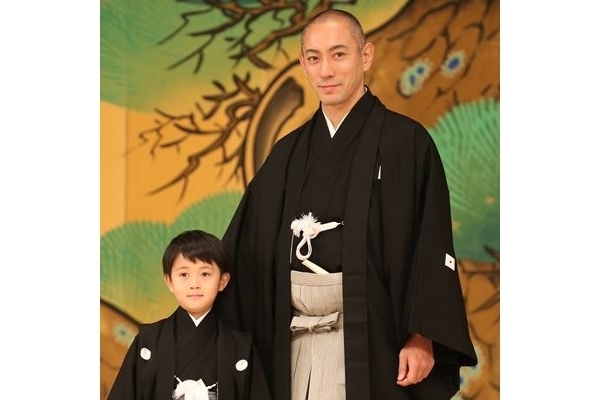 チケット代は通常の倍…海老蔵＆西野肝煎りの“プペル歌舞伎”に違和感続出