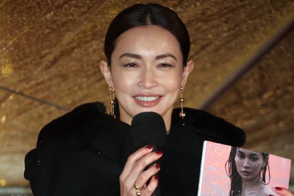 長谷川京子別居に集まる「母はずっと子の傍にいるべき」という日本の古臭い空気