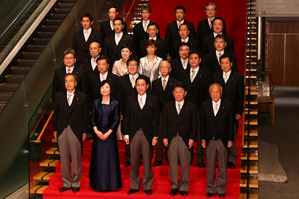 大久保利通の子孫に、元民主党の期待の若手…岸田新内閣の素顔