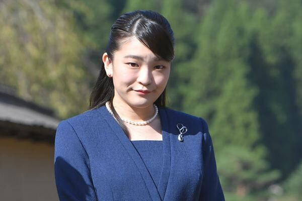 眞子さま 意味深 写真にこめた結婚許さぬ秋篠宮さまへの抵抗 21年10月26日 ウーマンエキサイト 1 4