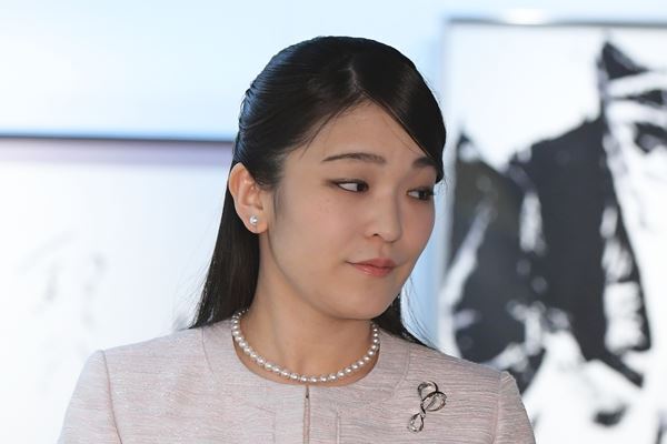 眞子さま「皇室脱出」願望の原点…雅子さま批判に心痛で“滅私奉公”に疑問か