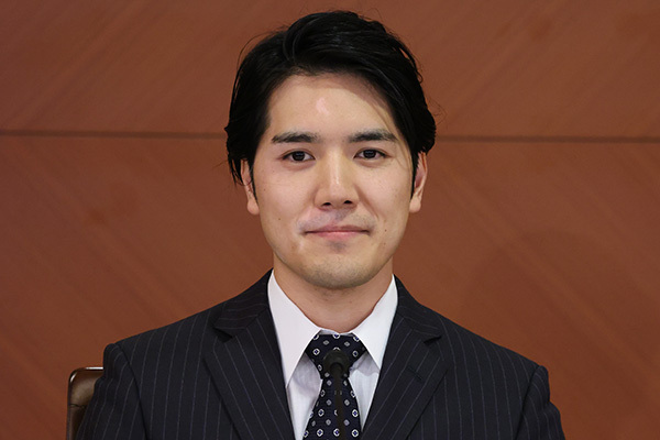 小室圭さん「月が綺麗」から「愛してる」へ…“匂わせ”捨てた直球告白に称賛の声