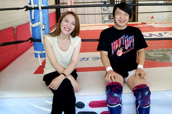 今井絵理子氏「どんな時も笑顔でいこう」聴覚障がいを抱きしめ誓った覚悟